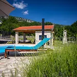 Family Friendly Zaneta With Pool *