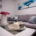 빌라 Family Friendly Zaneta With Pool Grižane