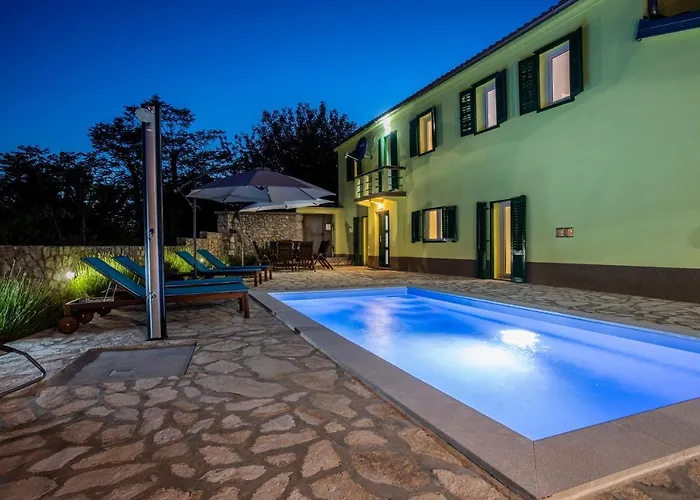 Family Friendly Zaneta With Pool *