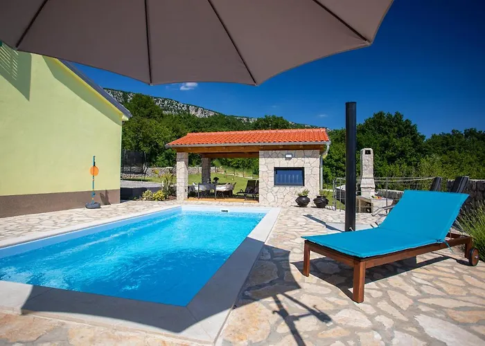 Family Friendly Zaneta With Pool Villa *