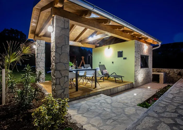 Villa Family Friendly Zaneta With Pool