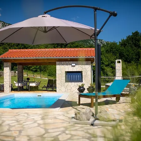 Villa Family Friendly Zaneta With Pool Grižane