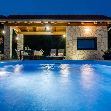 Family Friendly Zaneta With Pool