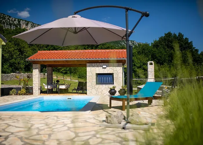 Villa Family Friendly Zaneta With Pool Grižane